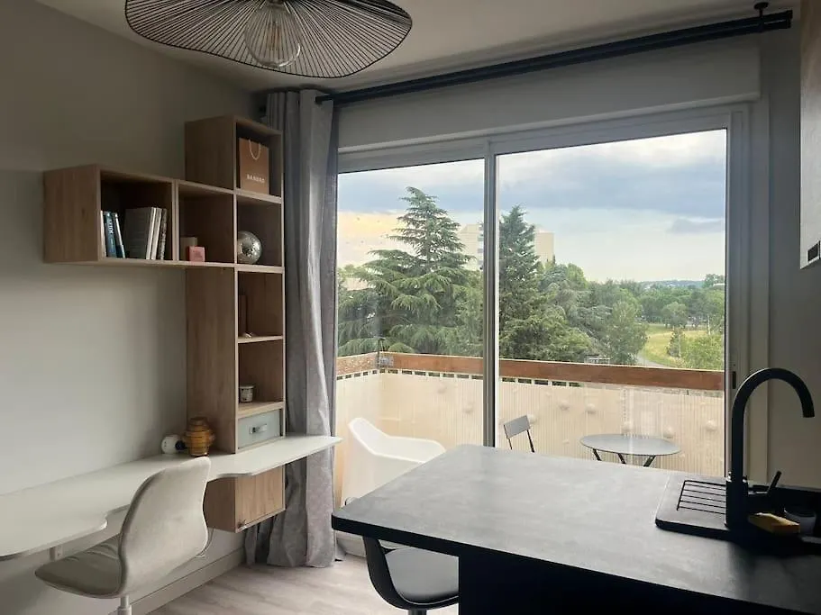 Apartment Le Studio - Parking & Balcon Toulouse France